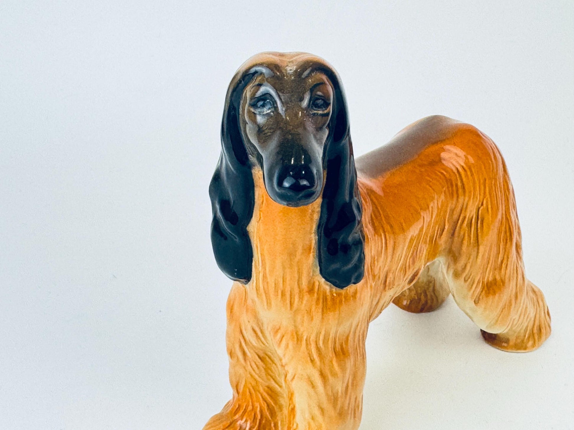 Product image for 'vintage afghan hound porcelain dog figurine beswick england hajubah of davlen' (view e51816)