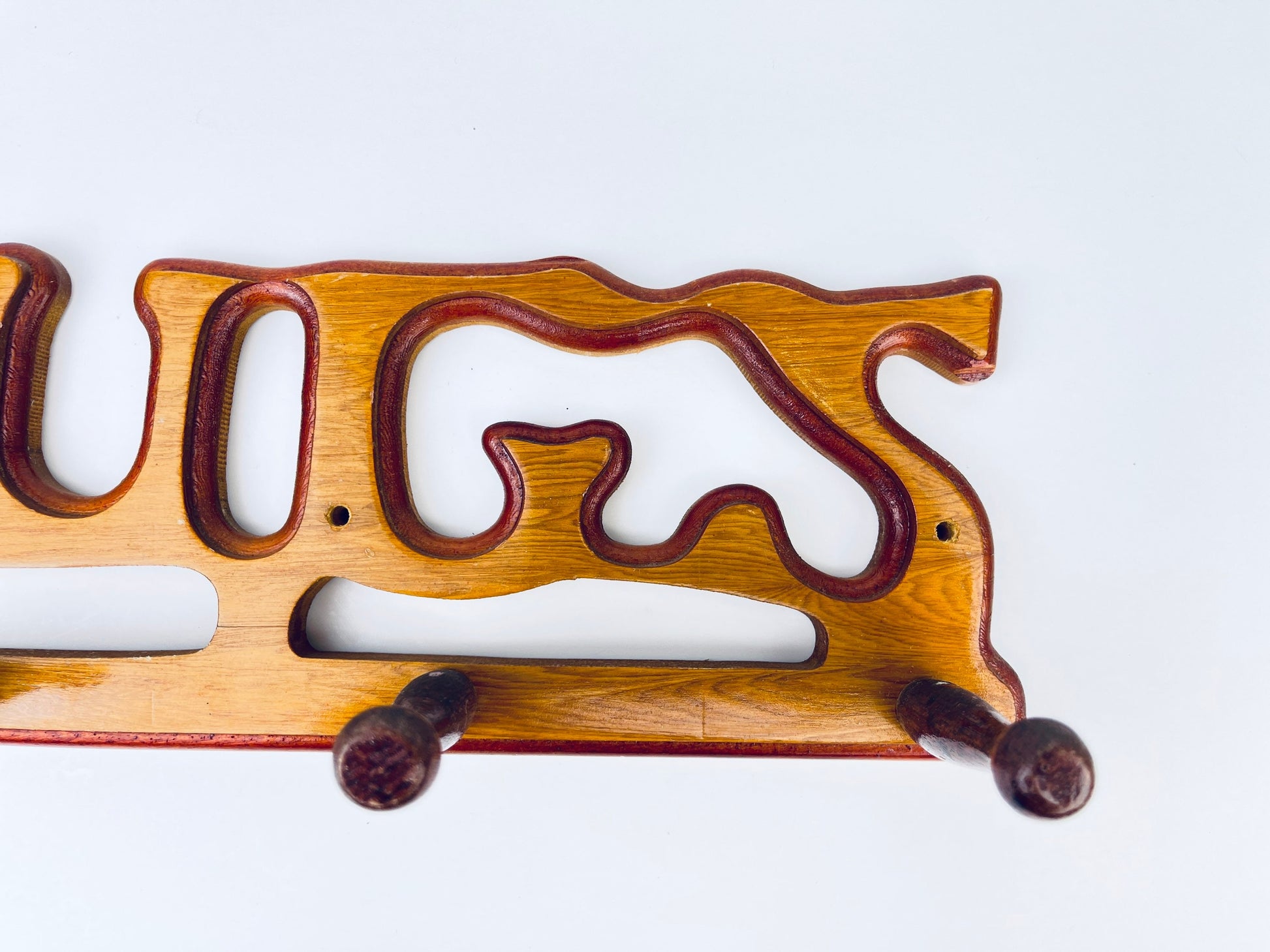 Product image for 'vintage solid wood mug rack organizer rustic brown kitchen wall peg shelf' (view f87c8f)