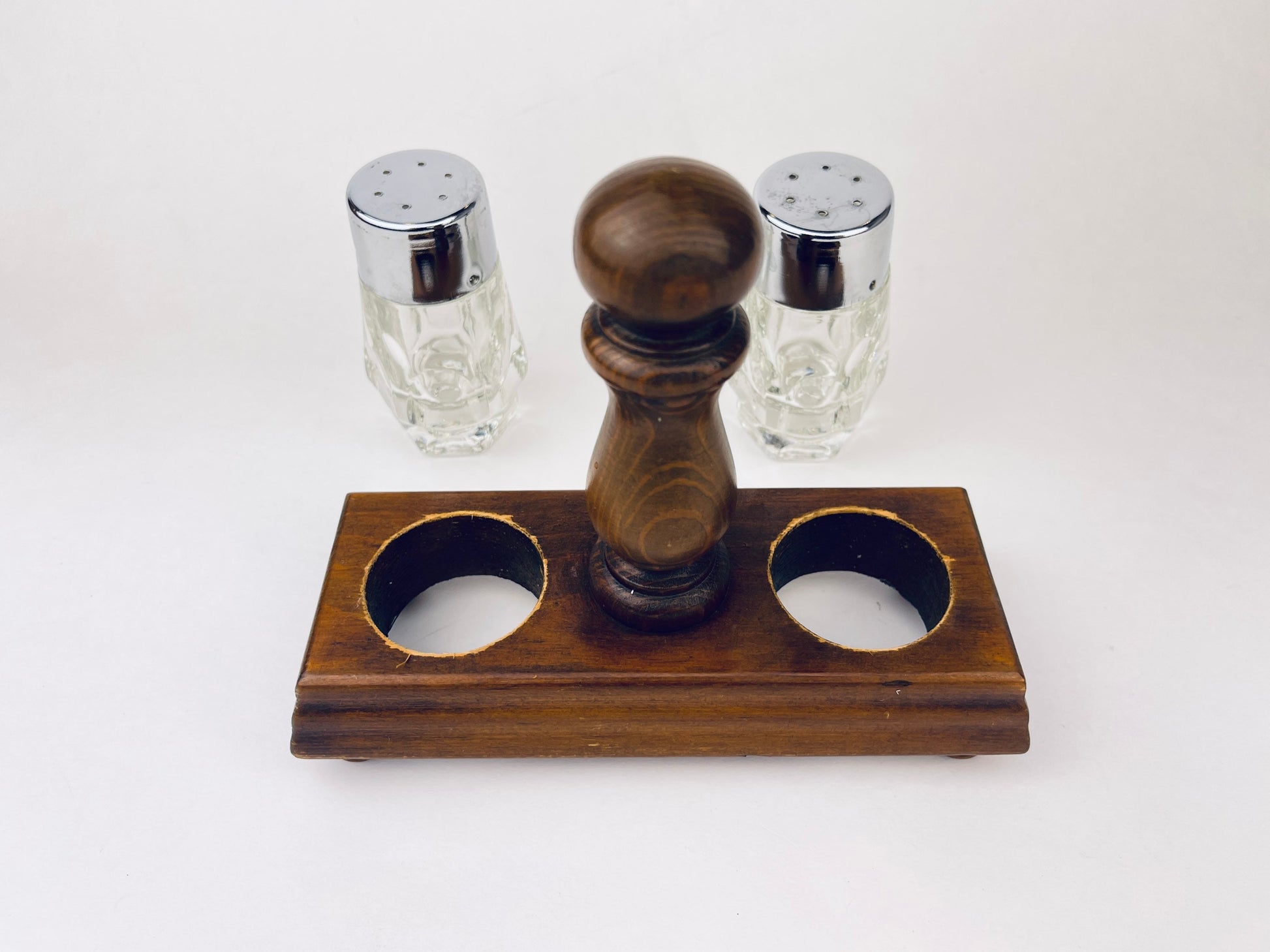 Product image for 'vintage wood salt pepper shakers caddy' (view fafaae)