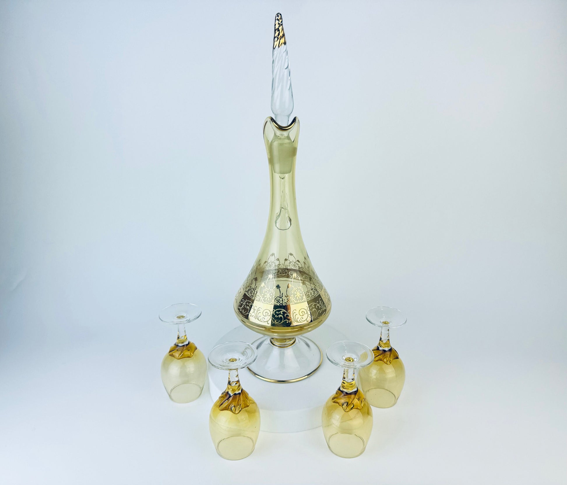 Product image for 'vintage amber gold crystal drink ware barware set decanter four 4 aperitif swirl pedestal glasses barware gift' (view 51713b)