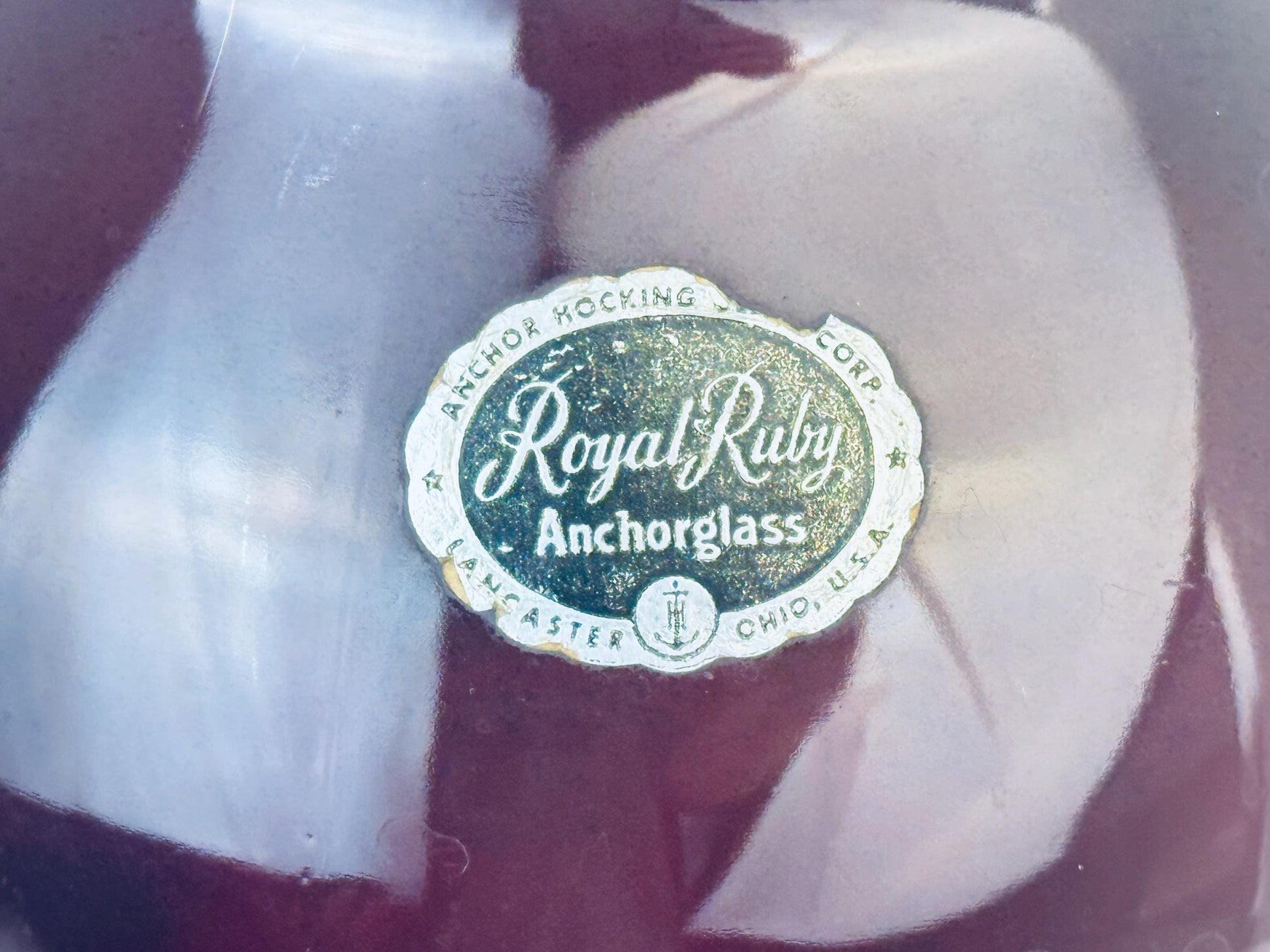 Product image for 'vintage royal ruby anchorglass vase anchor hocking glass scalloped rim top sold separately' (view ab9720)