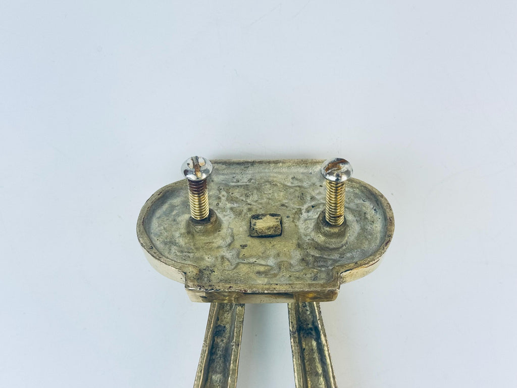 Product image for 'antique english neoclassical brass door knocker classical lyre design with floral and central figure' (view 018a19)