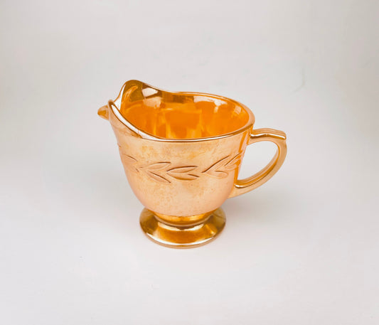 Product image for 'vintage fire king peach lustre laurel leaf creamer mid century elegance' (view 5c9478)