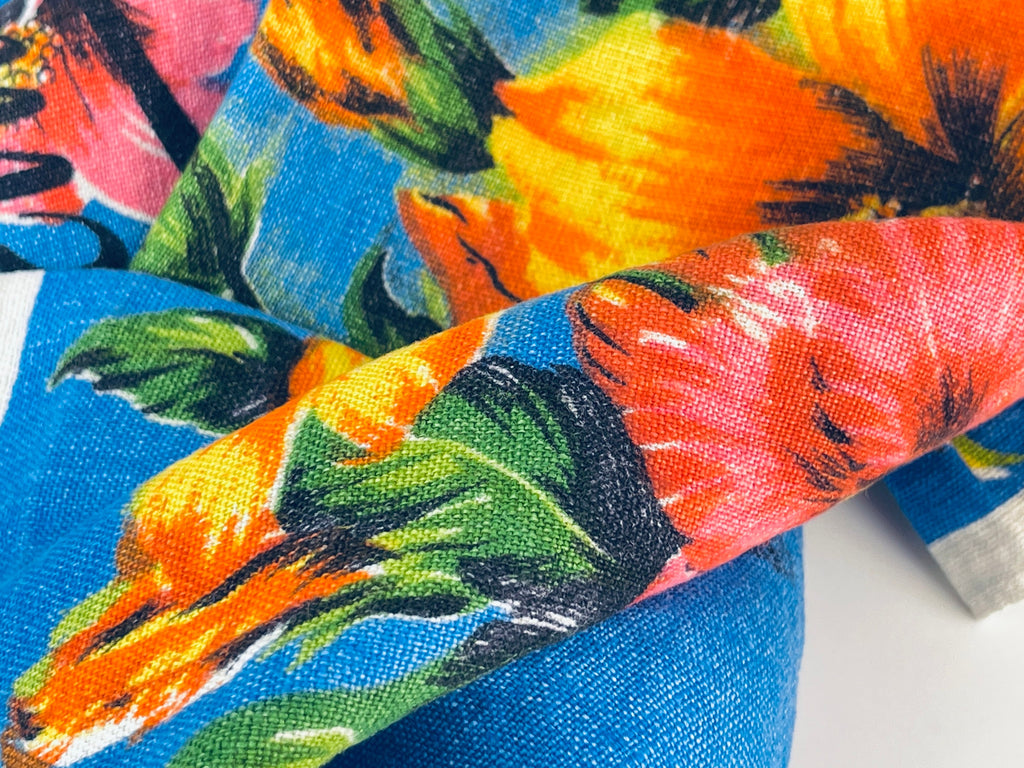 Product image for 'vintage large floral print bermuda souvenir linen tea towel tapestry kitchen statement towel made in ireland by lamont' (view 2ab963)