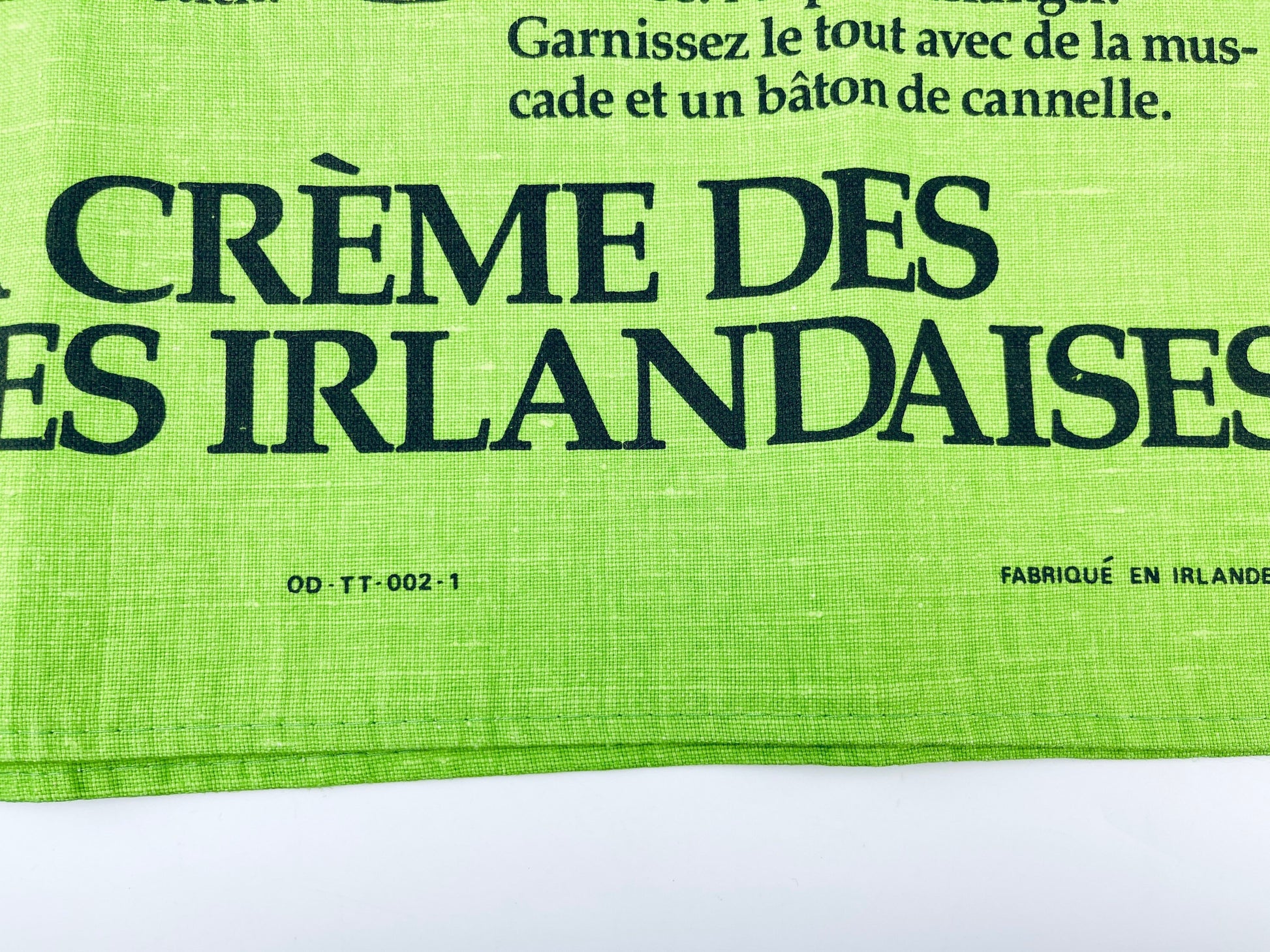 Product image for 'vintage odarby the cream of irish creams linen tea towel statement towel made in ireland en francais' (view 2b80bf)