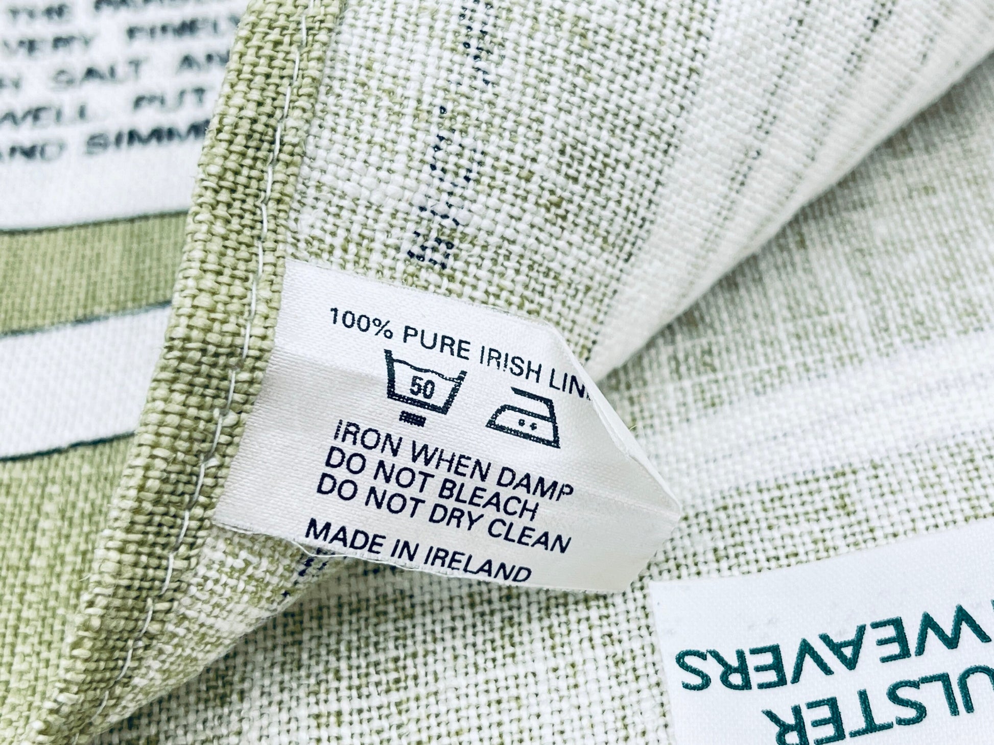 Product image for 'vintage yorkshire recipes tea towel irish linen kitchen art' (view af78bd)