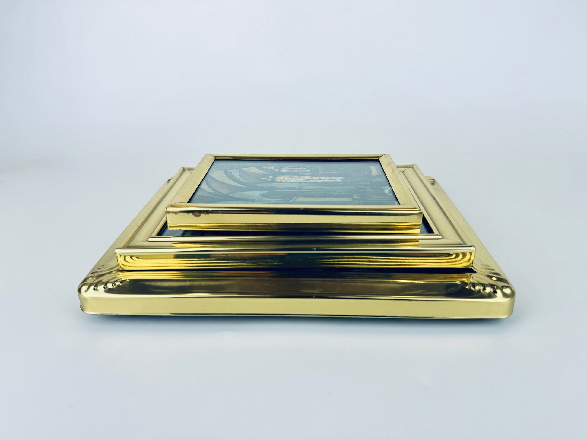 Product image for 'vintage gold solid brass tabletop picture frame made in korea sold separately' (view 8218e7)