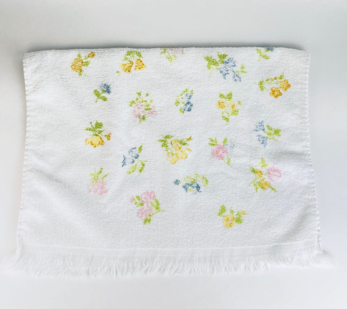 Vintage Floral Fringe Hand Towel - 100% Cotton Loop Yarn - Made In USA