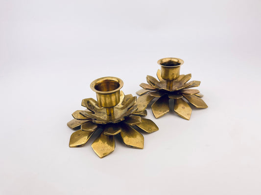 Product image for 'vintage solid brass floral candle holders set of two 2' (view 6dd7e4)