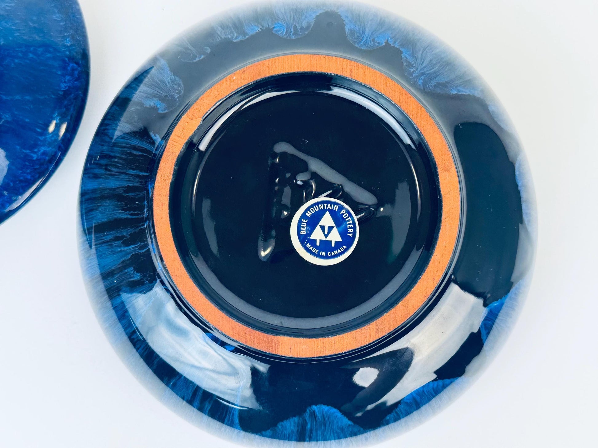 Product image for 'vintage blue drip glazed ceramic lidded obelisk bowl blue mountain pottery bmp made in canada' (view 451082)