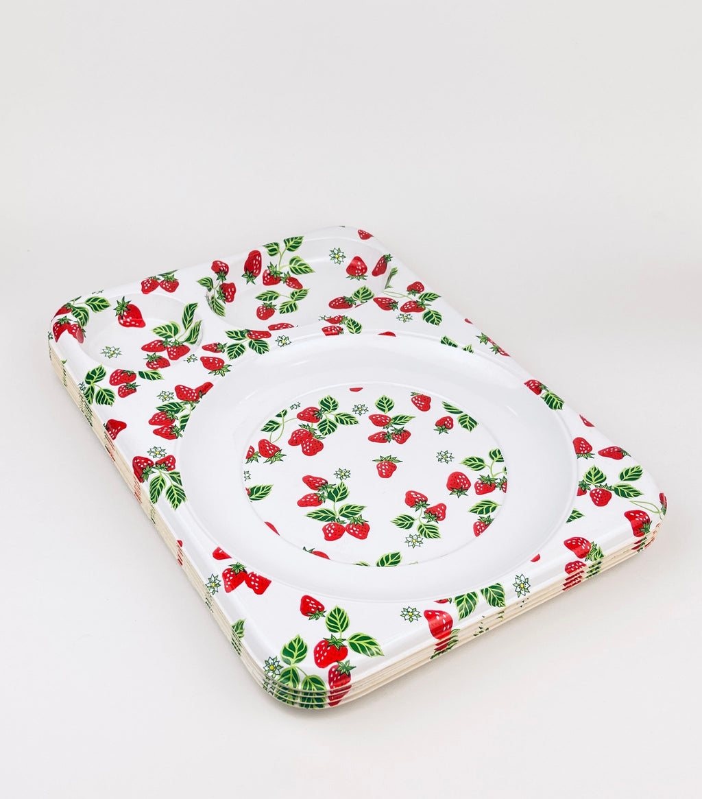 Product image for 'vintage strawberry fields tray retro picnic dining charm' (view eb5600)