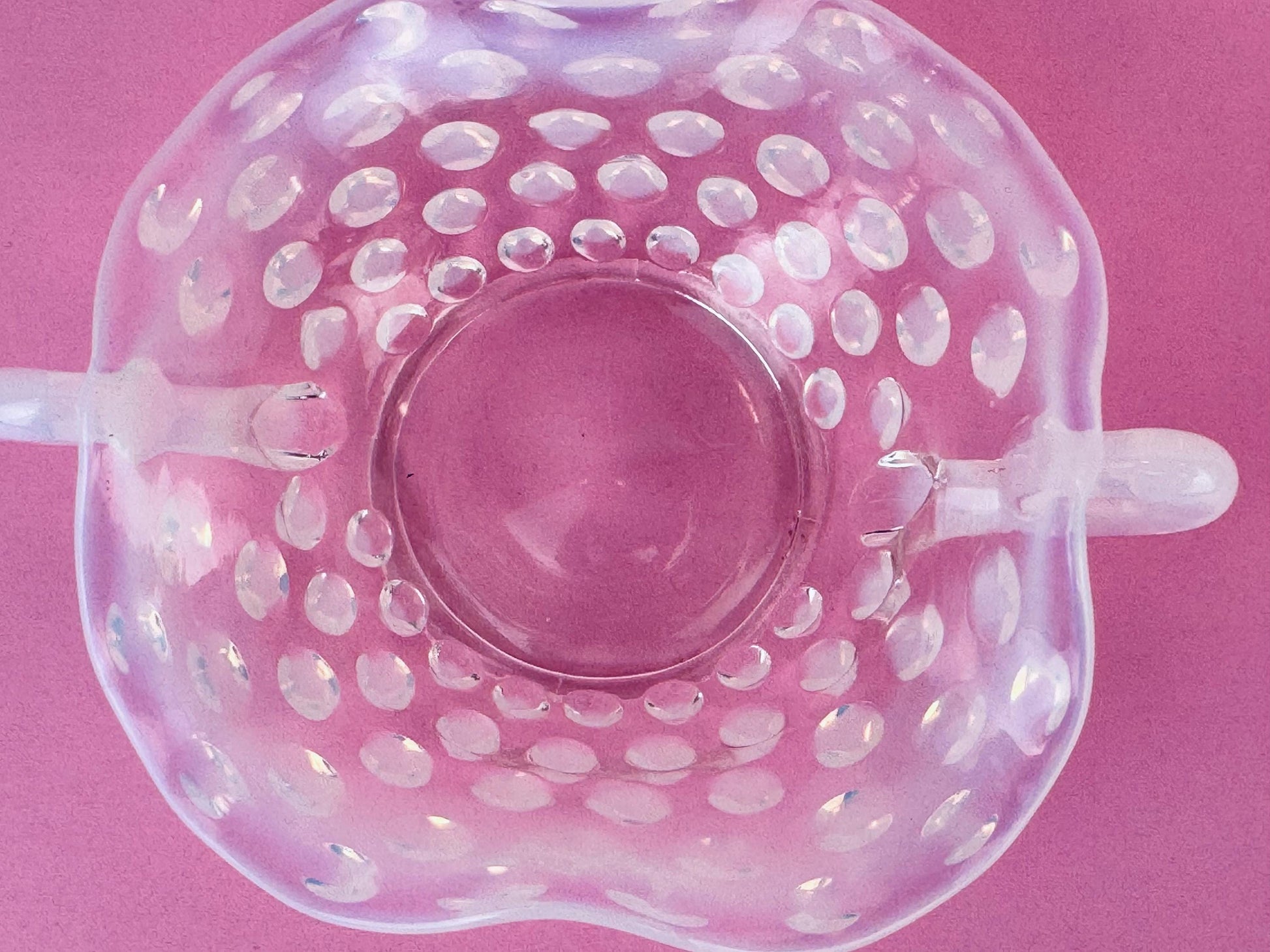 Product image for 'vintage fenton moonstone hobnail glass dish 1940s opalescent ruffled trinket bowl with handles' (view 0da25e)