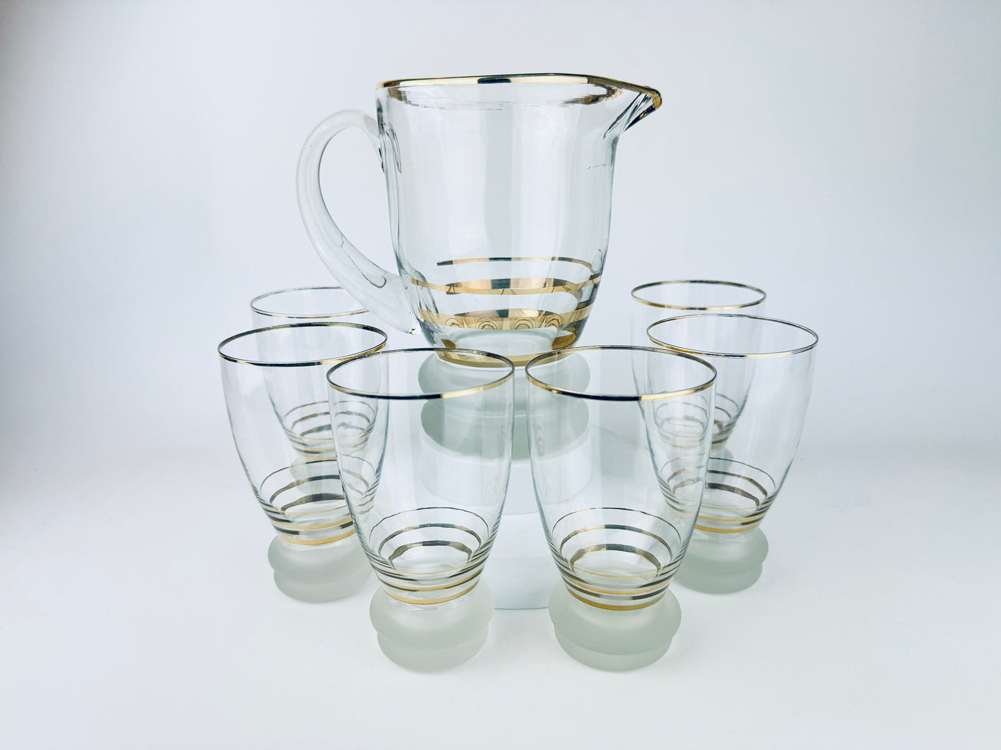 Product image for 'vintage gold striped frosted glass decanter glassware barware set six 6 glasses' (view 0eb41b)