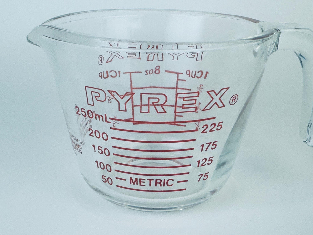 Product image for 'vintage pyrex 508 glass measuring cup 1 cup 250 ml metric imperial system made in usa' (view 0d9a17)