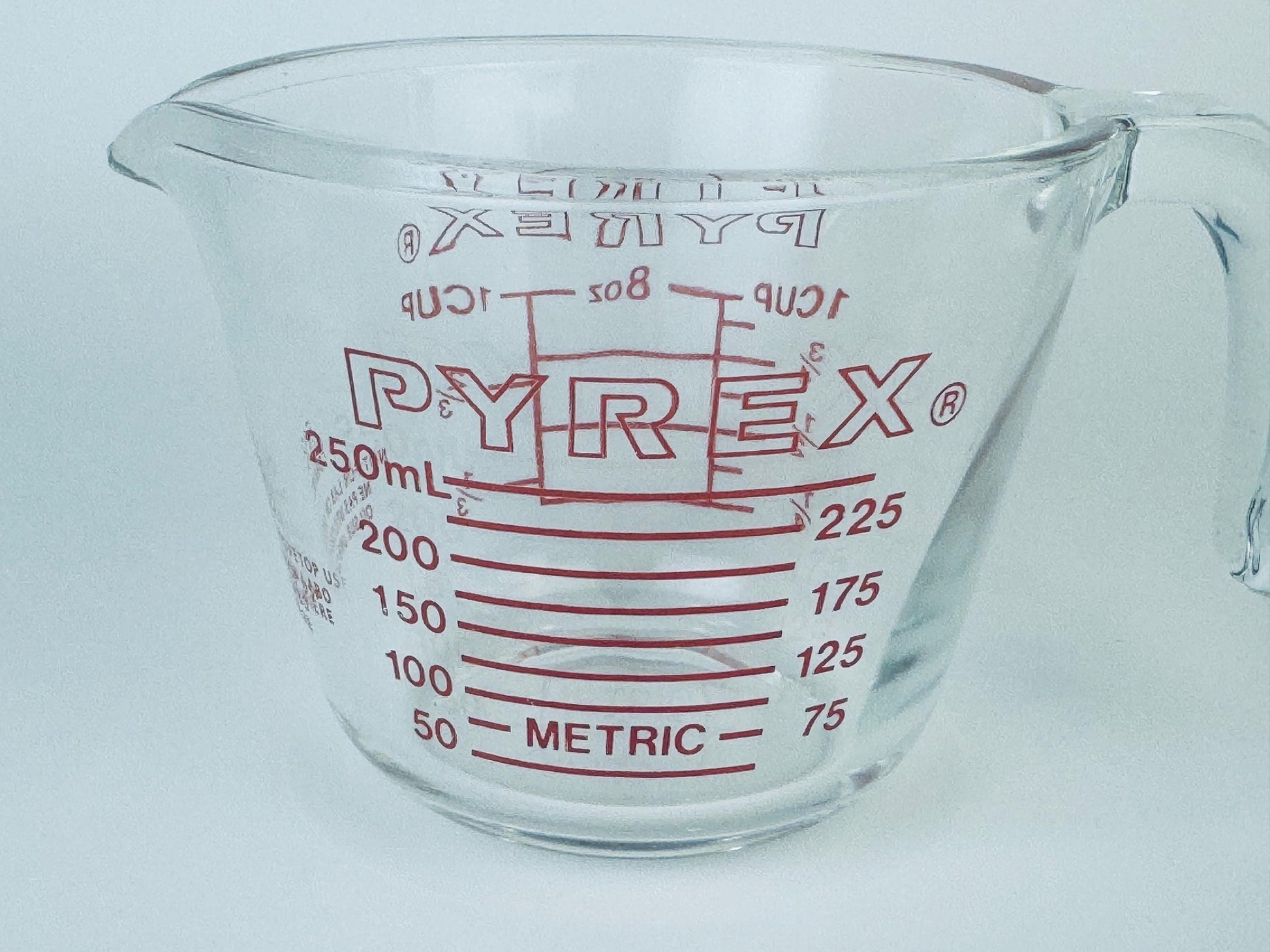 Product image for 'vintage pyrex 508 glass measuring cup 1 cup 250 ml metric imperial system made in usa' (view 0d9a17)