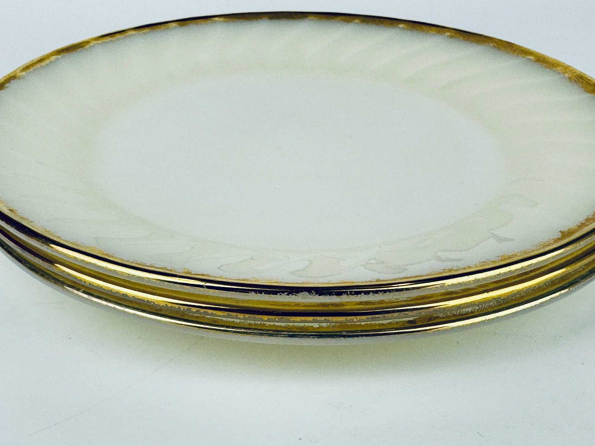 Product image for 'vintage fire king white gold gilt rim milk glass salad plates made in usa sold separately' (view 400f19)