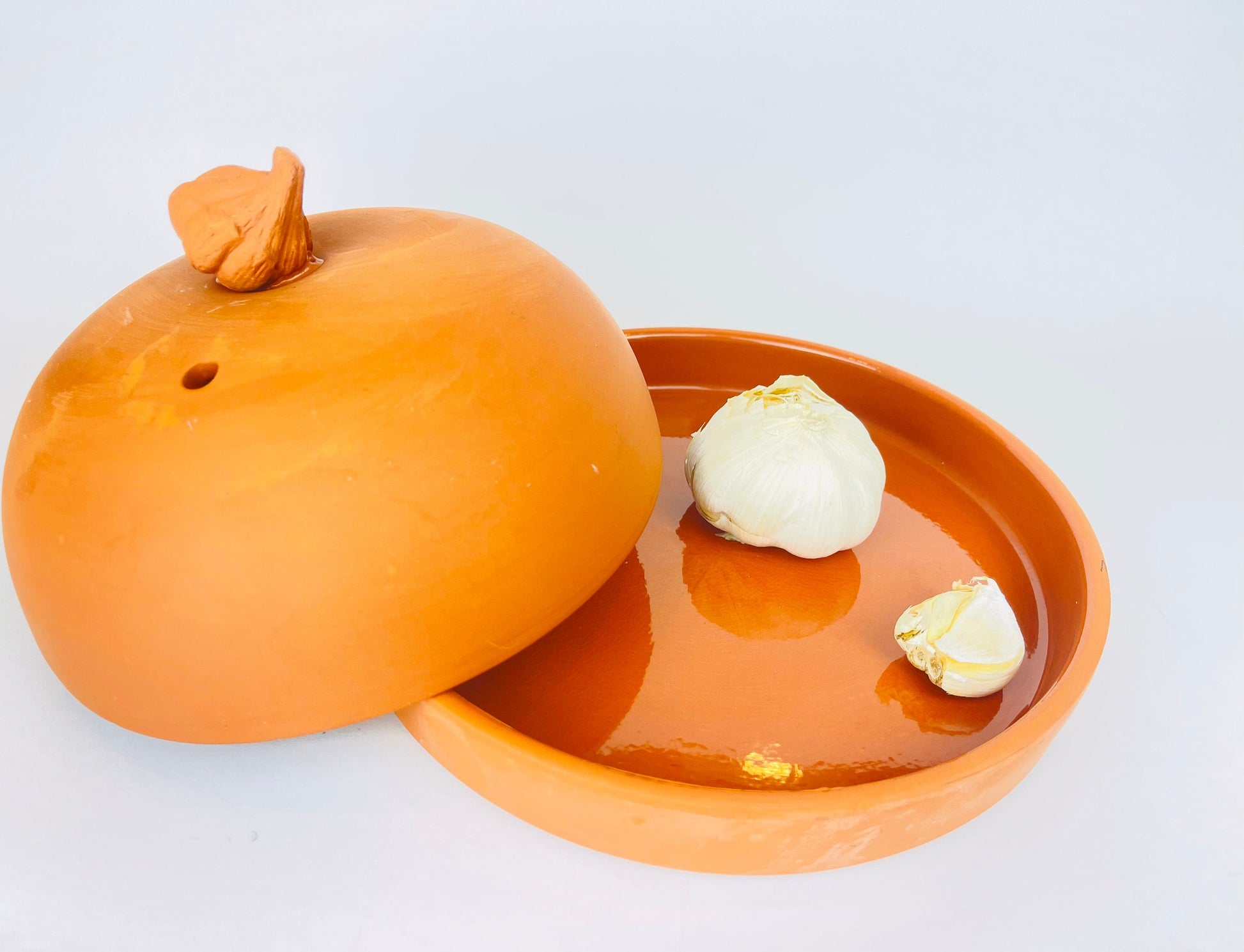 Product image for 'vintage terracotta garlic baker roaster made in portugal' (view b9fda7)