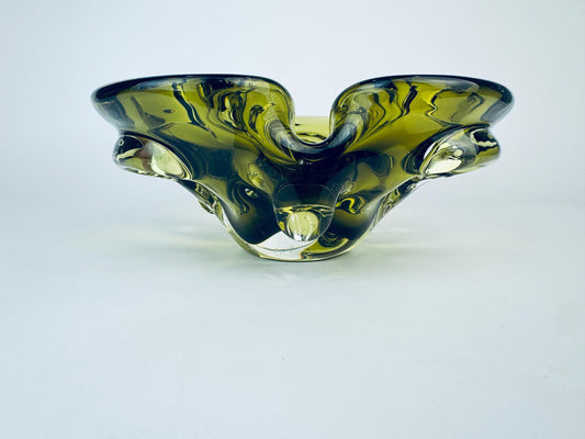 Product image for 'vintage olive green chalet glass ashtray bowl made in canada' (view 41df62)