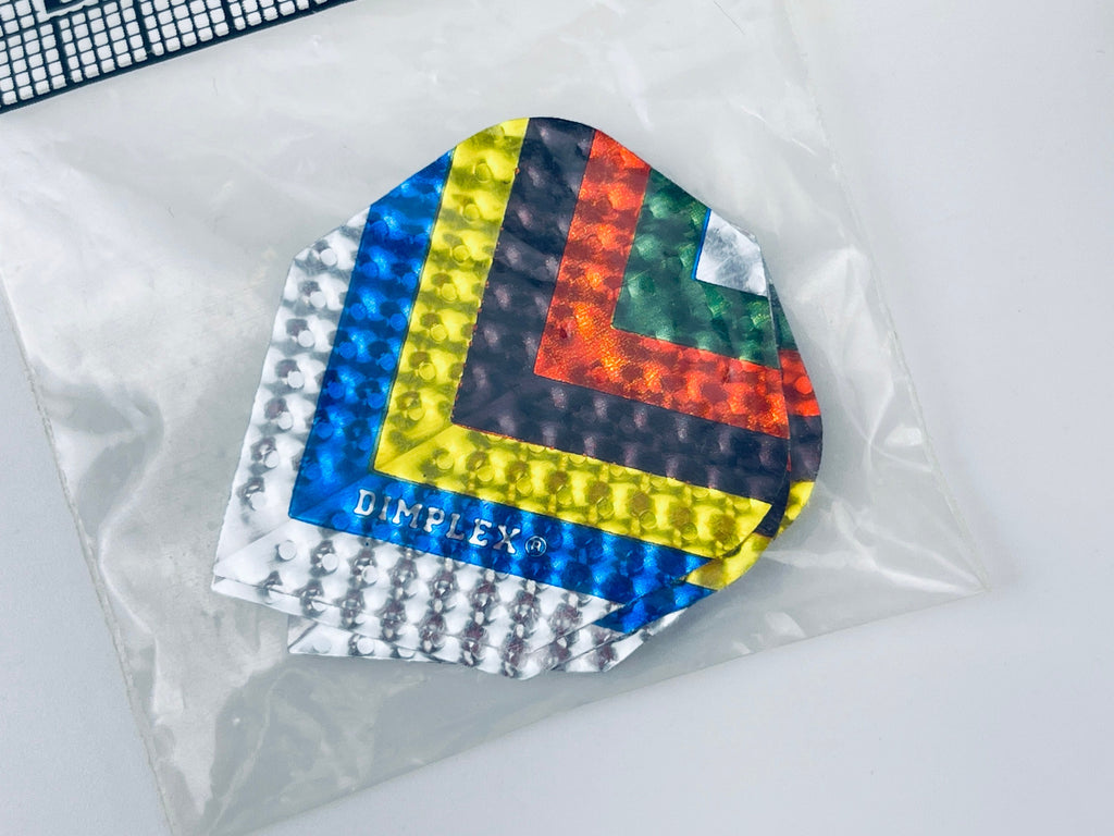 Product image for 'vintage dimplex dart flights pack of three 3 made in uk' (view a55d84)