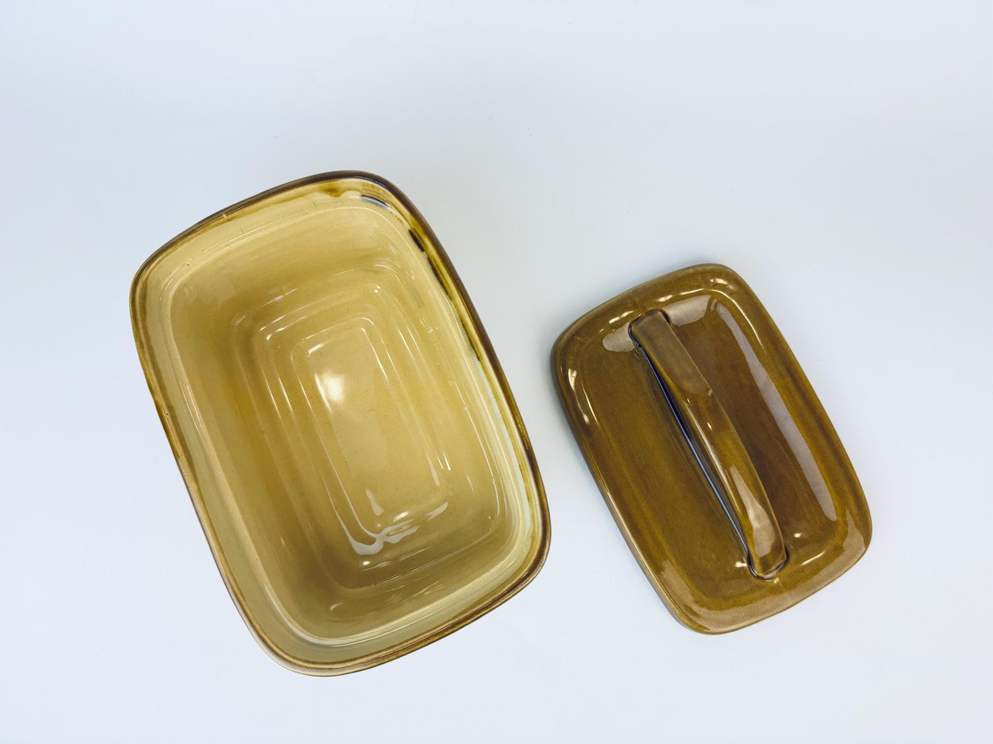 Product image for 'vintage glazed ceramic cheese butter dish granville by tg green ltd gresley church made in england' (view b3c26b)