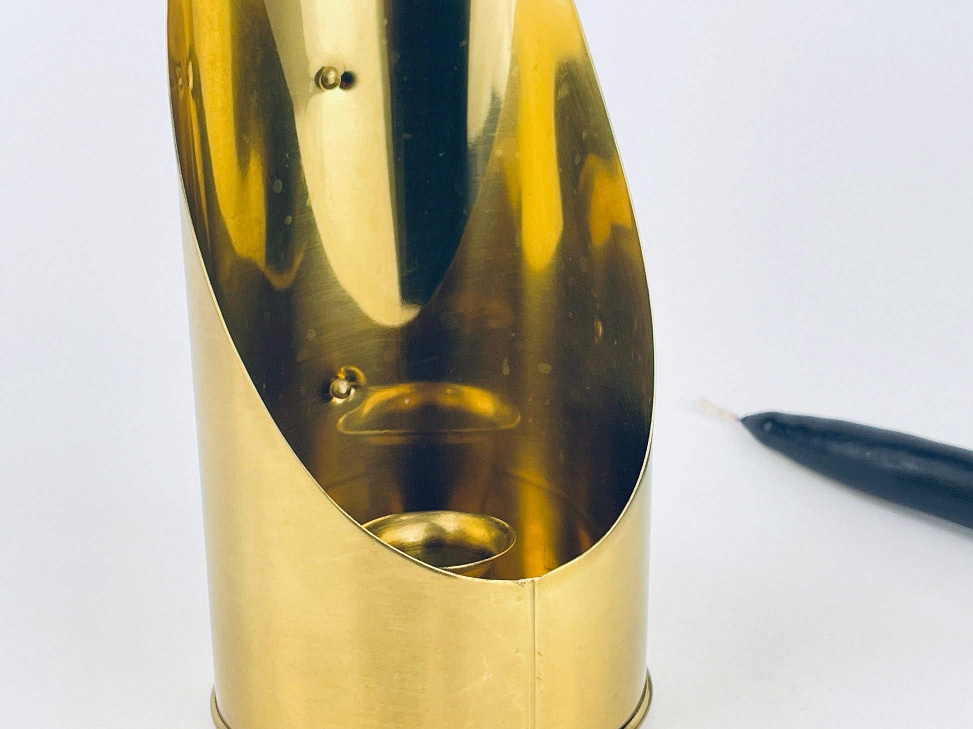 Product image for 'vintage tall brass chamber stick candle holder aged attractive patina made in hong kong' (view 3b2341)
