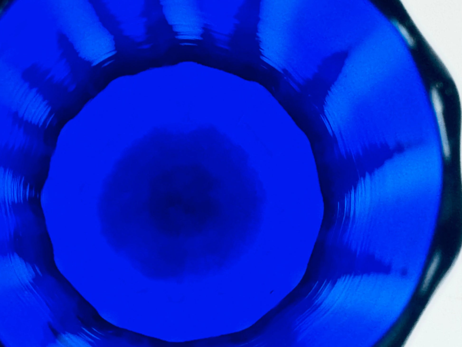 Product image for 'vintage cobalt blue twisted clear stem glass vase made in japan' (view 1f4284)