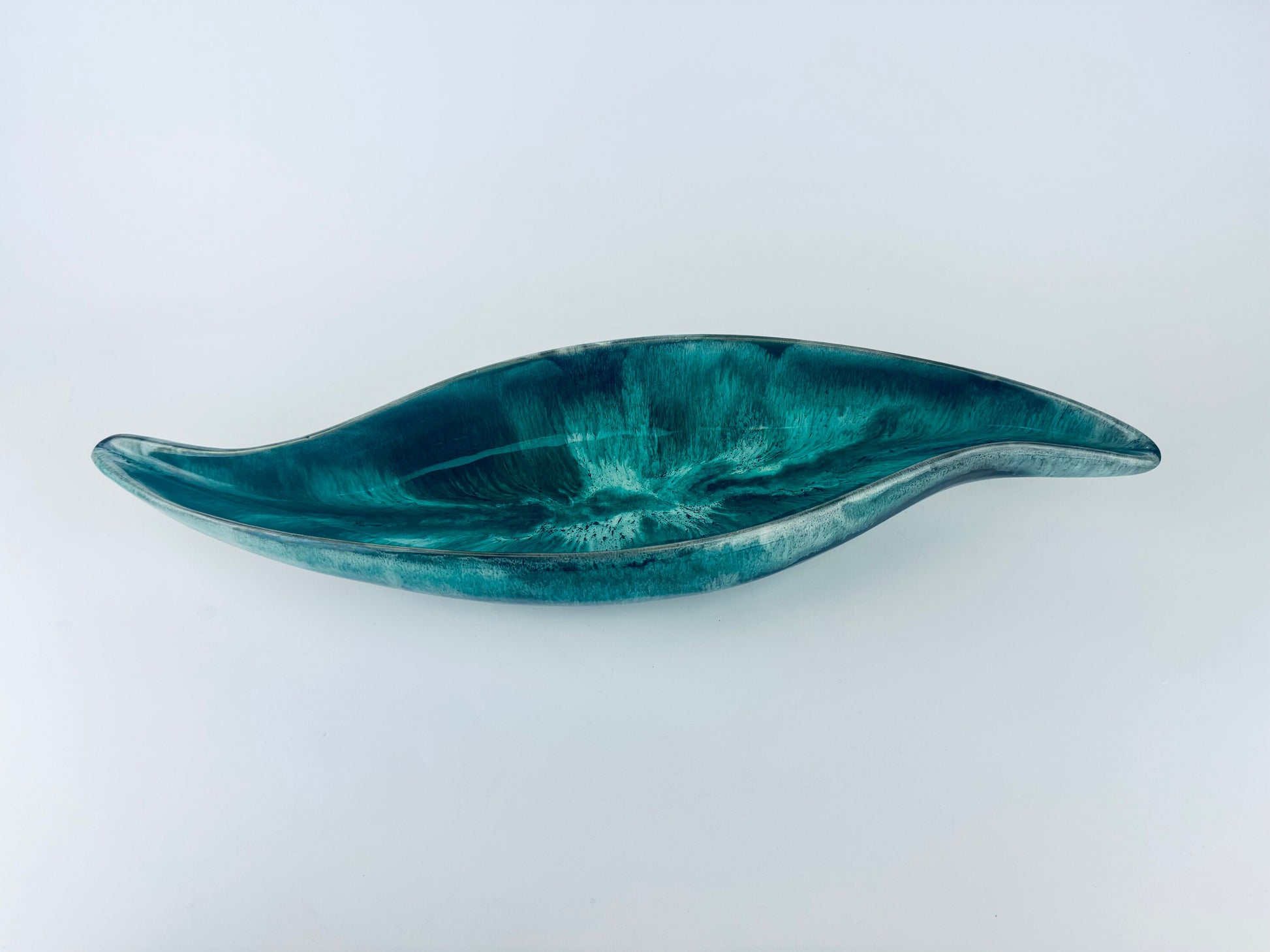 Product image for 'vintage blue mountain pottery bmp green drip glaze ceramic atomic shaped centrepiece bowl made in canada' (view 2a6c14)