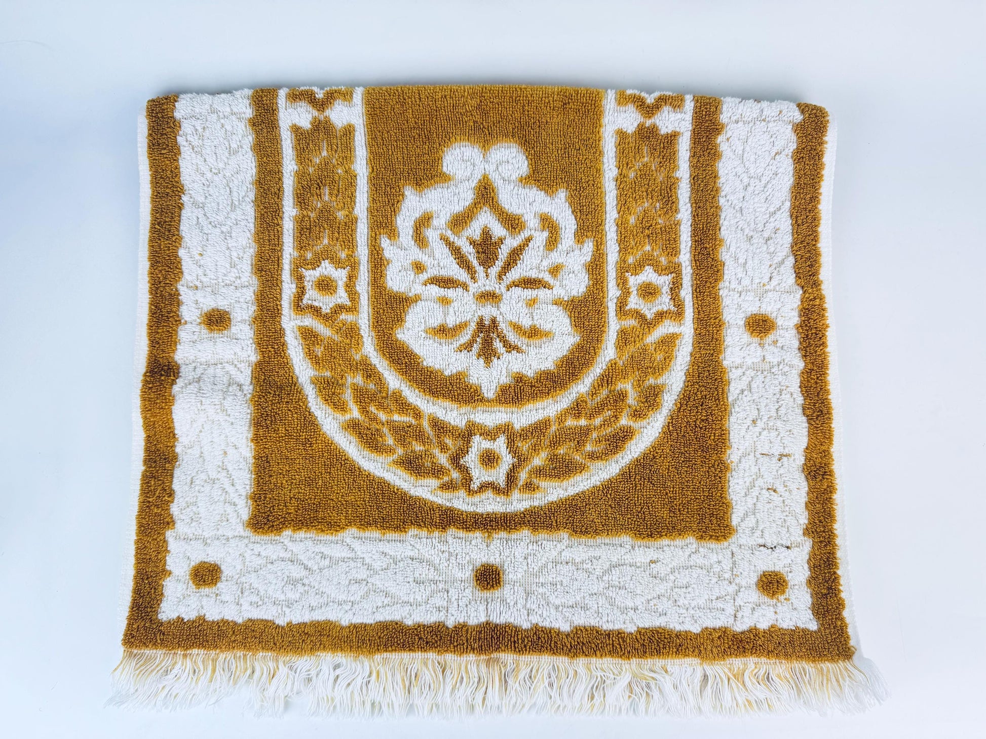 Product image for 'vintage fieldcrest gold beige floral towel set 100 cotton usa made' (view 6349c8)