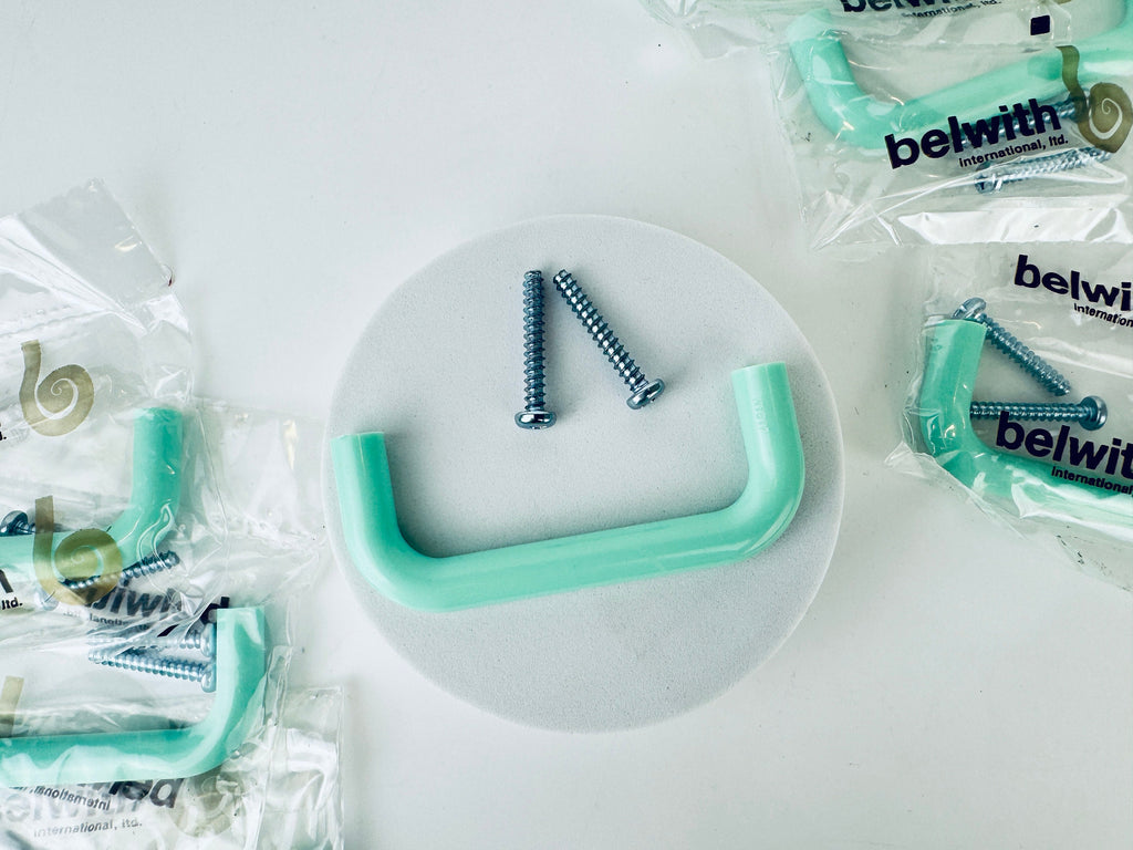 Product image for 'vintage 1980 1990s teal plastic horizontal pull drawer knob hardware new old stock nos made in japan sold individually' (view 8a24dc)