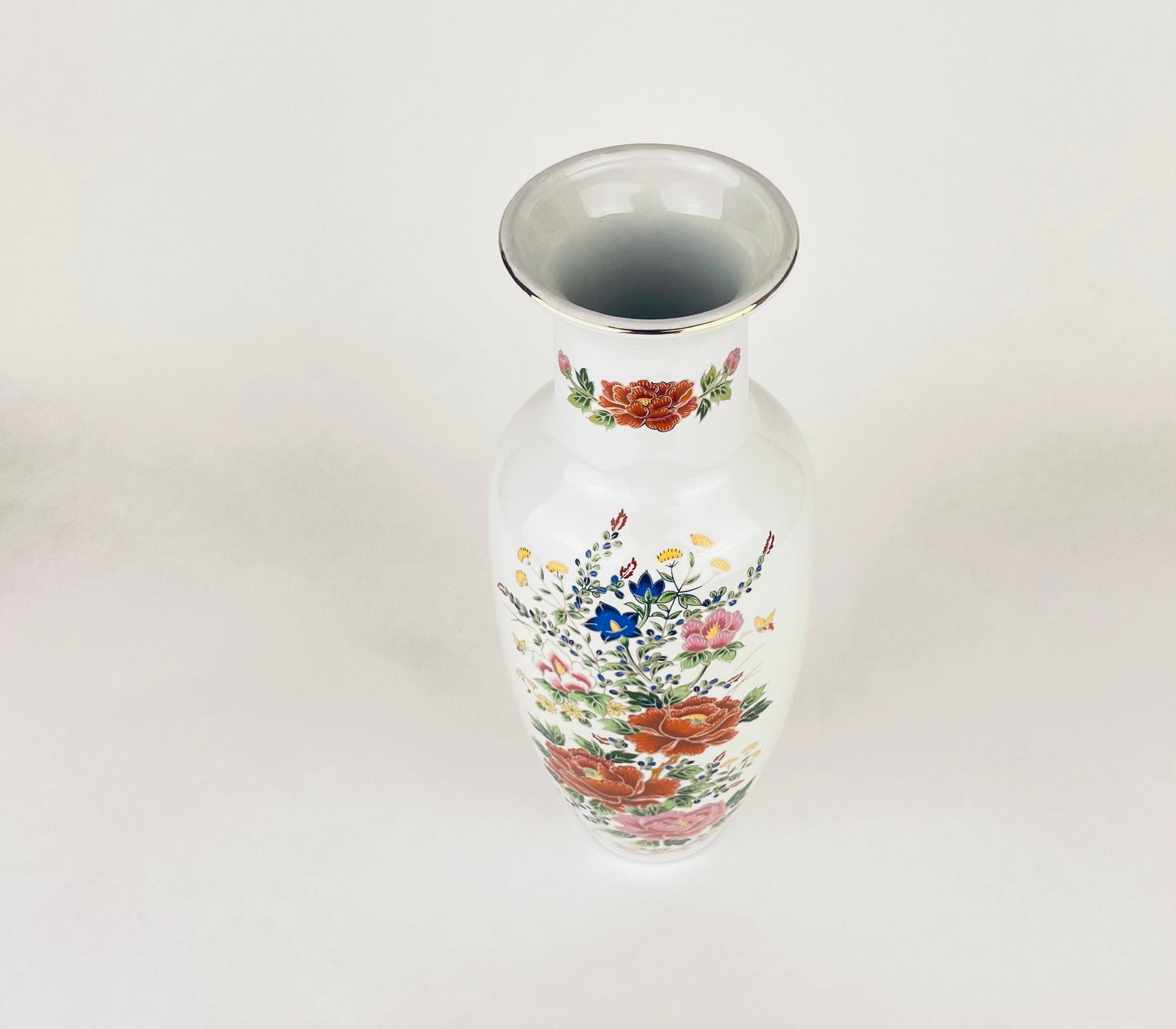 Product image for 'vintage shibata japan floral ceramic vase mid century elegance' (view a6a1f0)