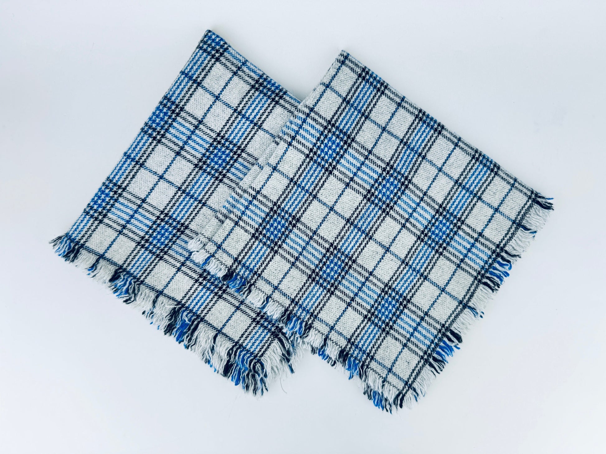 Product image for 'vintage black blue plaid grey wool fringe square place mats set of two 2' (view 1281bc)