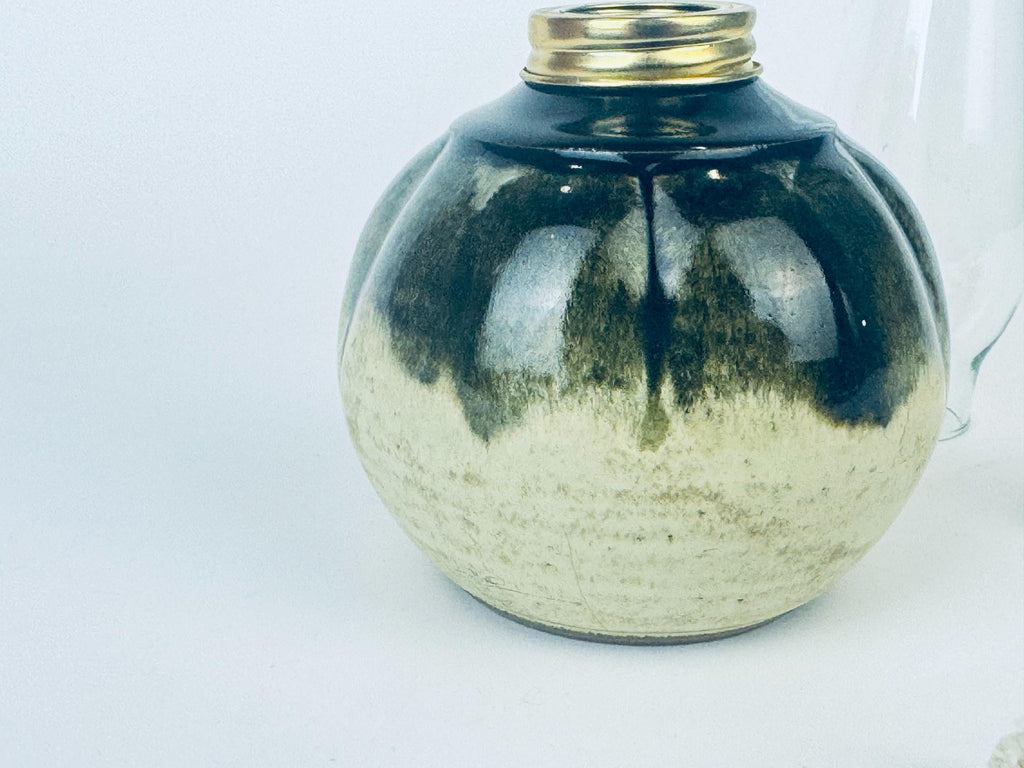 Product image for 'vintage small round stoneware hurricane chamber oil lamp made in canada' (view cf15a4)