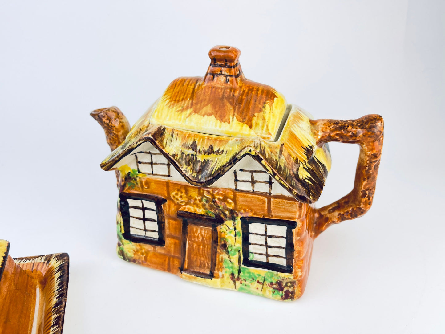 Product image for 'vintage price kensington ye olde cottage tea kettle tea pot cheese cloch butter container made in england sold separately' (view 40323f)