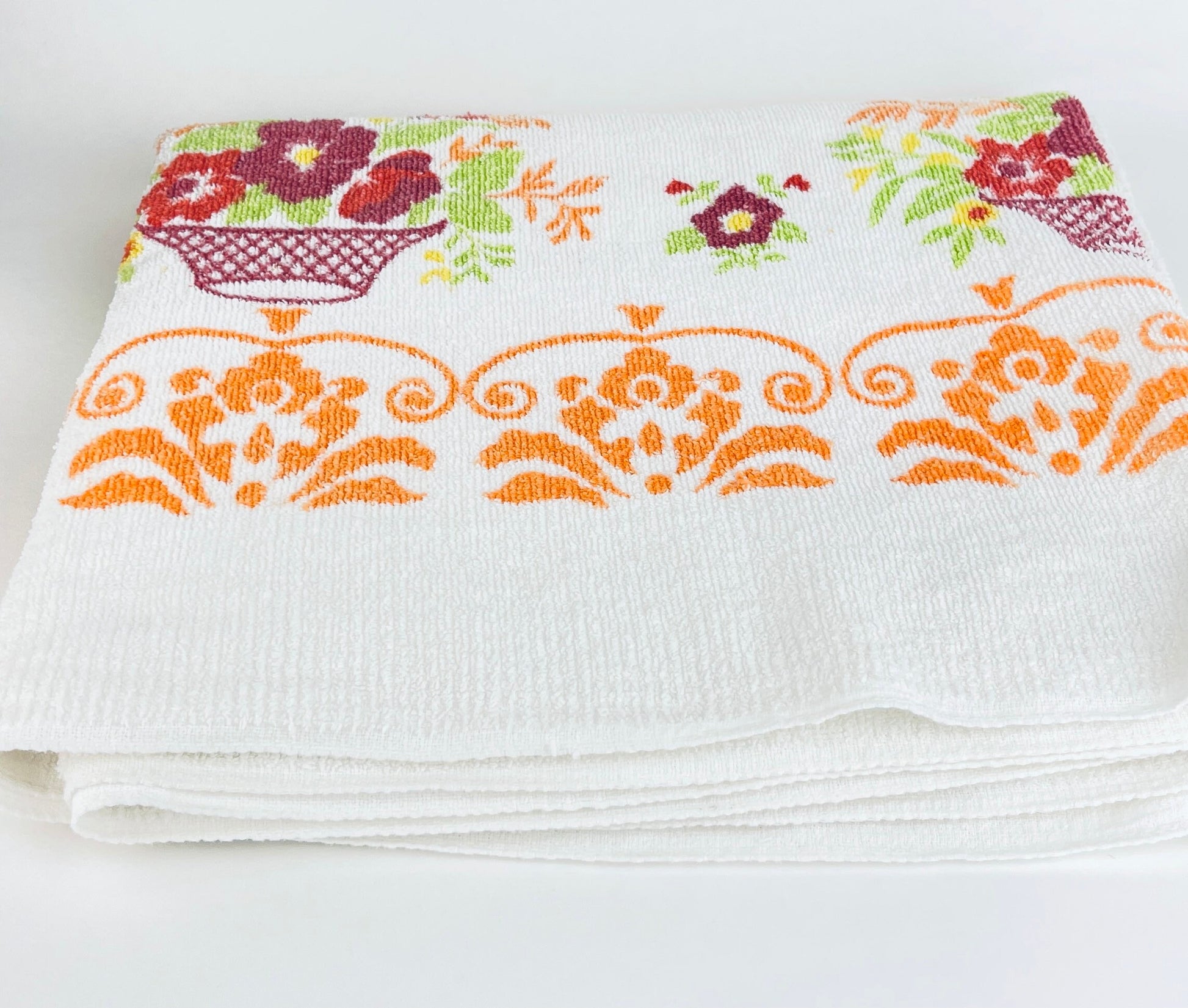Product image for 'vintage floral beach towel blanket 100 loop cotton 49 x 59' (view 89f06d)