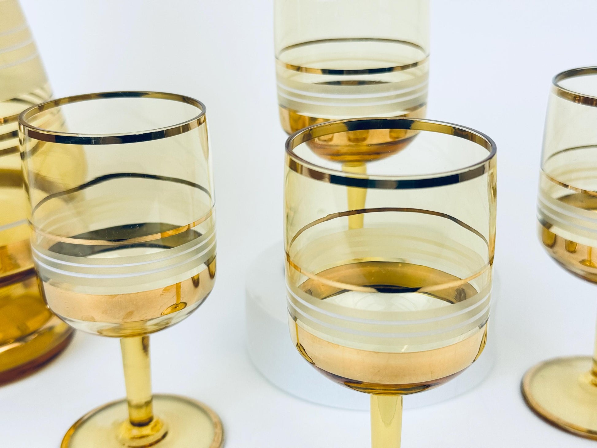 Product image for 'vintage amber gold striped glass barware set decanter stemmed glasses bohemia crystal made in czechoslovakia barware gift' (view 4d7f61)