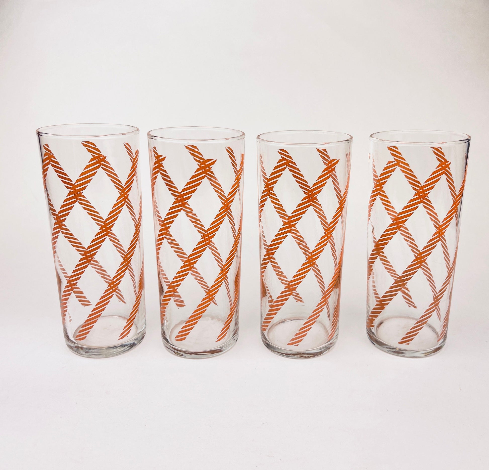 Product image for 'vintage pink chain pattern tall water glasses set of four 4' (view 700b88)