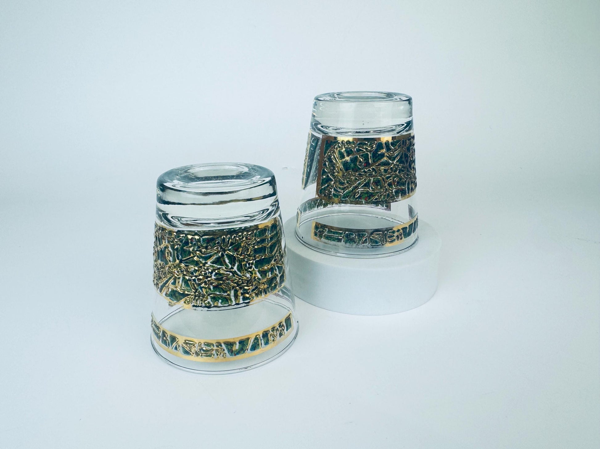 Product image for 'vintage gold green pattern lowball whiskey glasses dominion glass company set of two 2' (view 230e37)