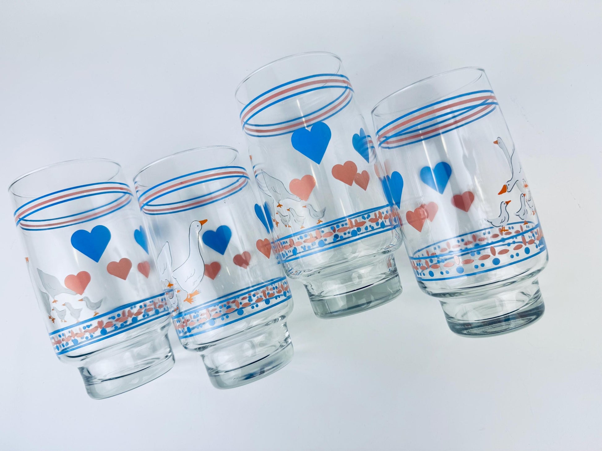 Product image for 'vintage arcopal hearts n geese glasses set of 4 french country charm' (view 40ab54)