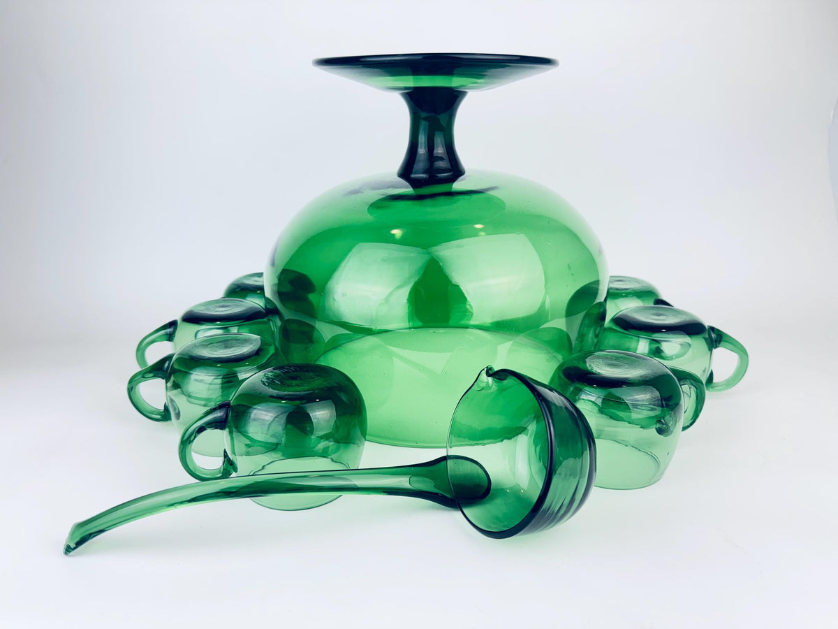 Product image for 'vintage verde green italian empoli art glass footed punch bowl set ladle seven 7 cups italian art glass elegance' (view 148d27)