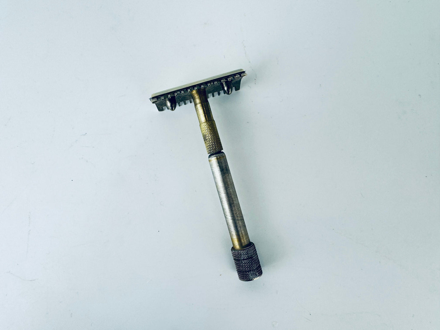 Product image for 'vintage antique gold silver metal razor blade mens shaving' (view b3f83a)