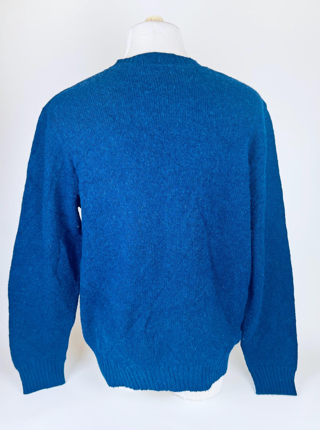 Product image for 'vintage jantzen blue wool sweater size xl made in canada' (view 91ba83)