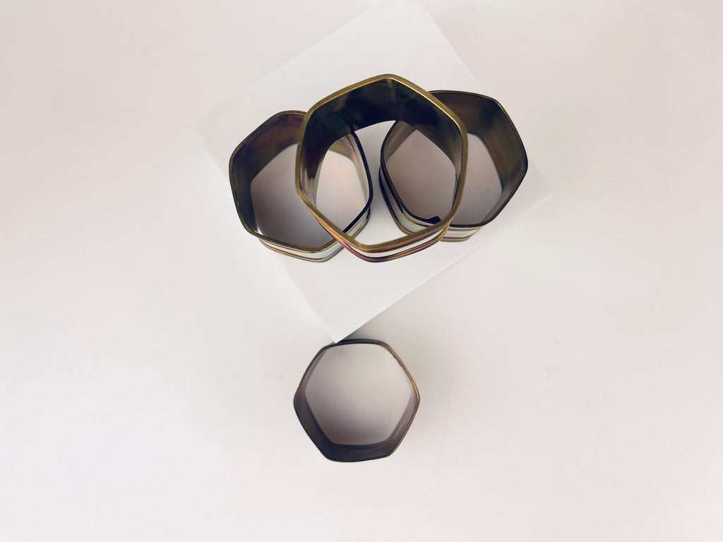 Product image for 'vintage hexagonal brass napkin ring holders set of four 4 attractive aged patina' (view 798ec4)