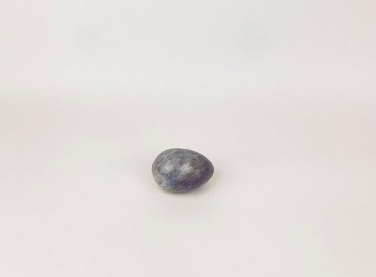 Product image for 'vintage 1970s purple marble stone egg paperweight elegant desk accent' (view 59a6fa)