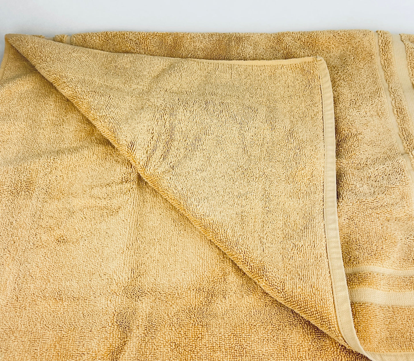 Product image for 'vintage martex all cotton bath mat butterscotch gold made in usa' (view 6beb9b)