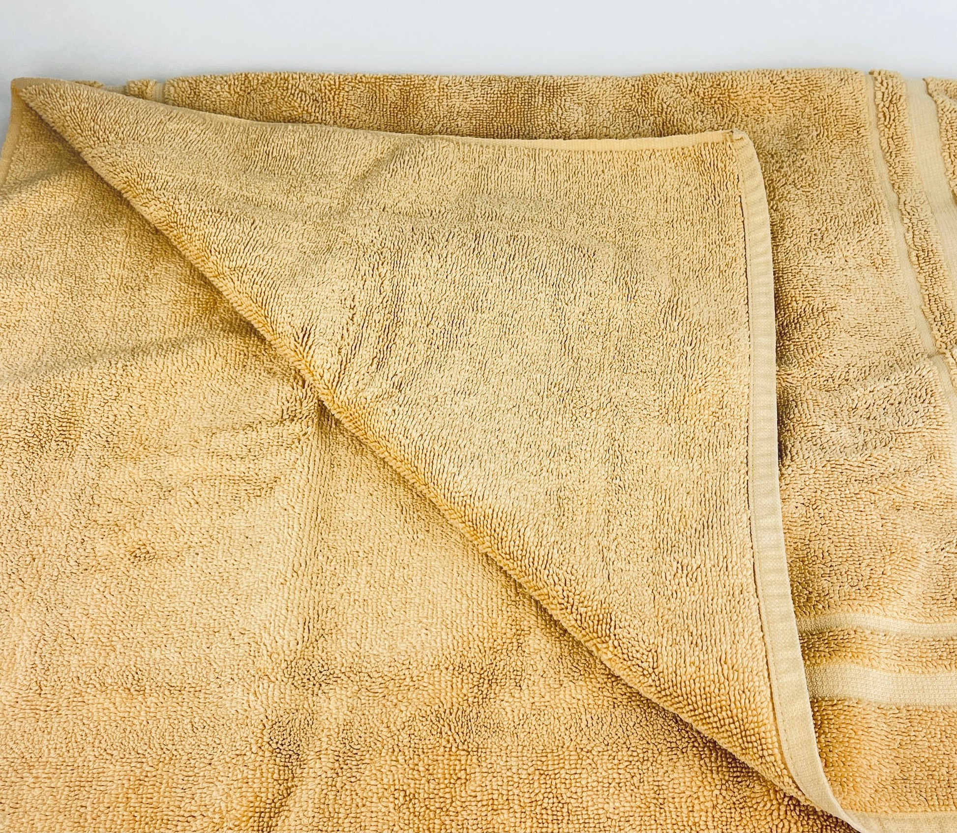 Product image for 'vintage martex all cotton bath mat butterscotch gold made in usa' (view 6beb9b)