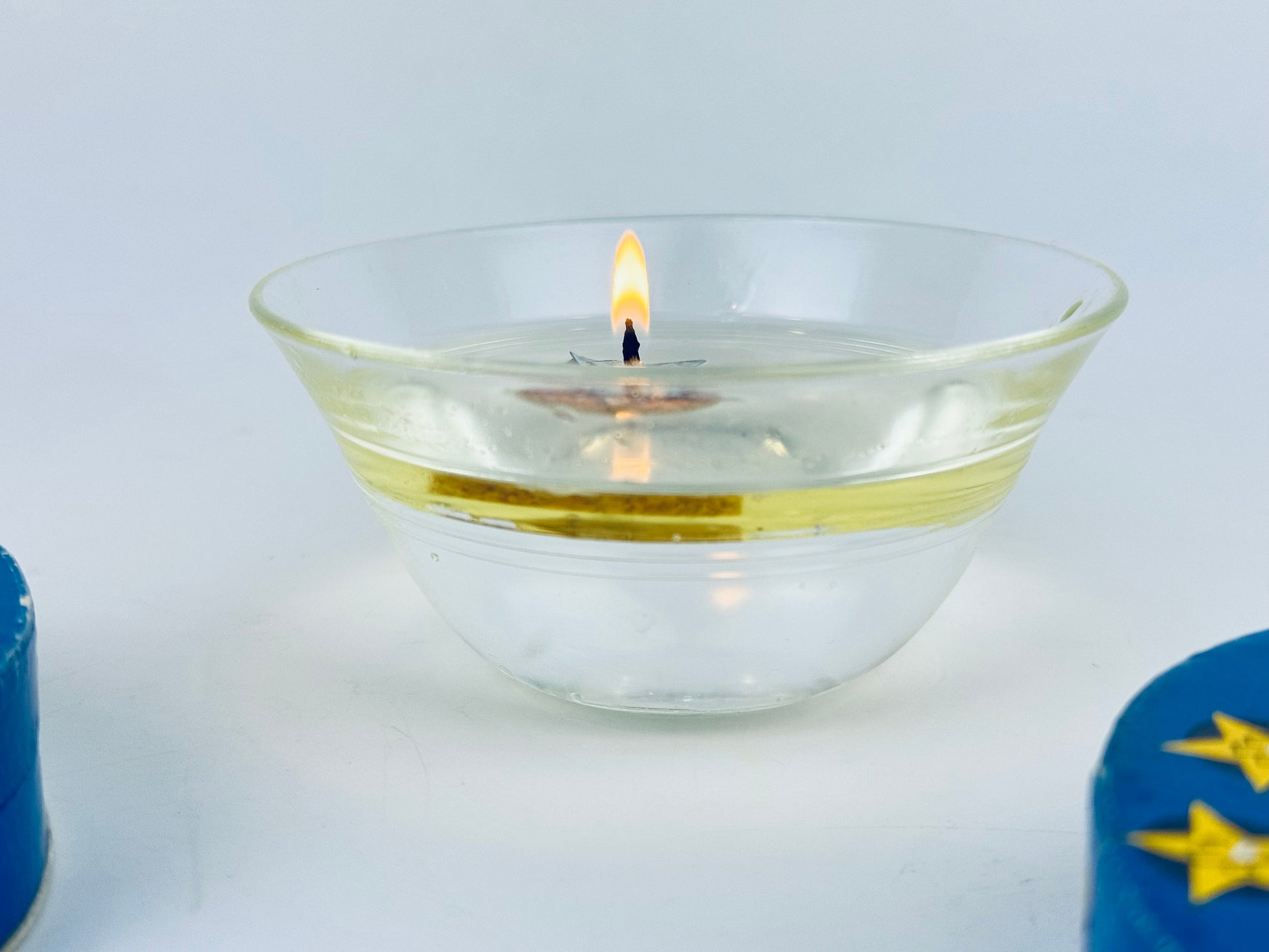 Product image for 'vintage floating wicks by nob hill set of fifty 50 wicks made in japan' (view b7725c)