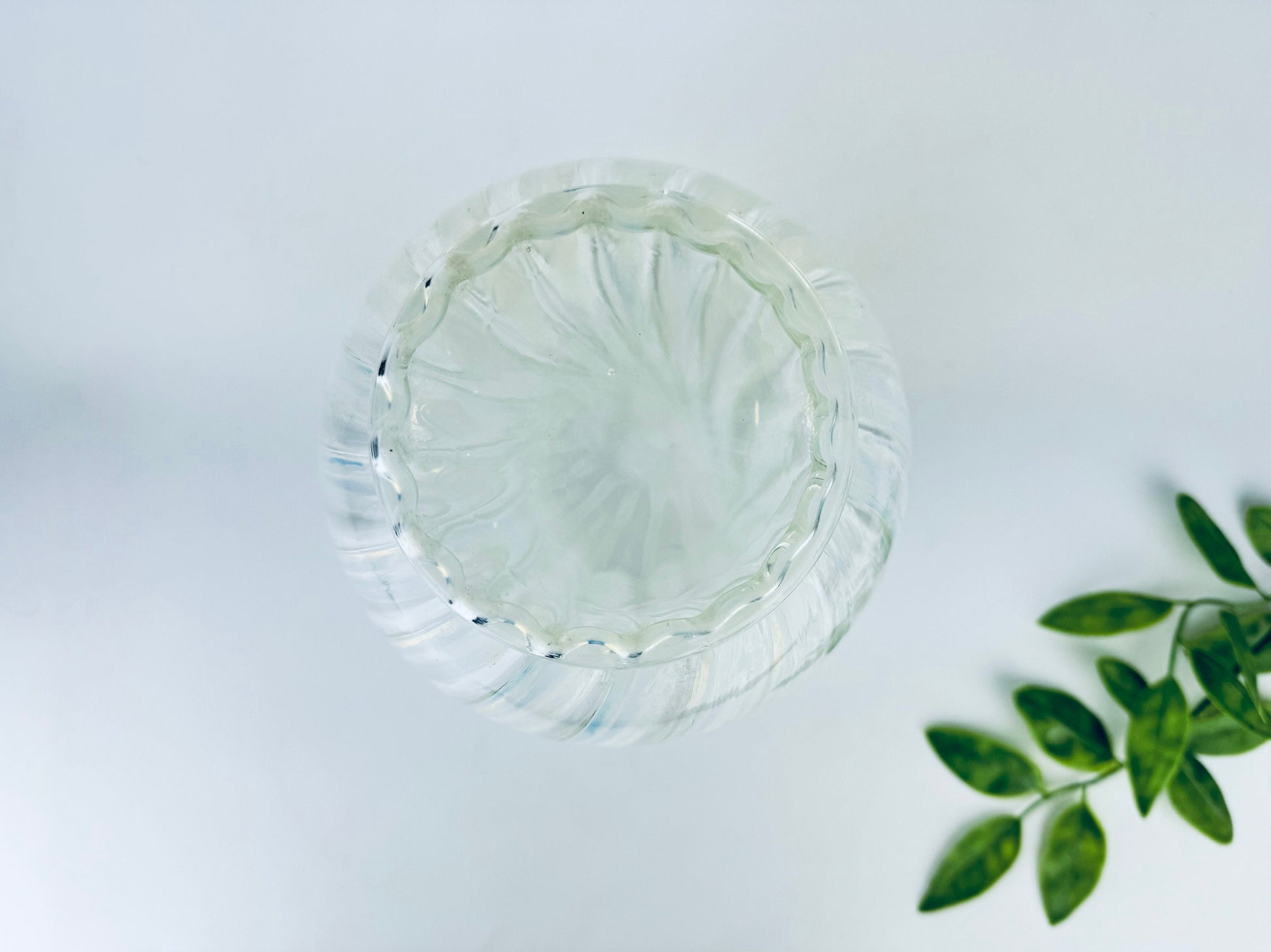 Product image for 'vintage white striped opalescent vaseline glass vase ruffled edge top' (view 2c9ad2)