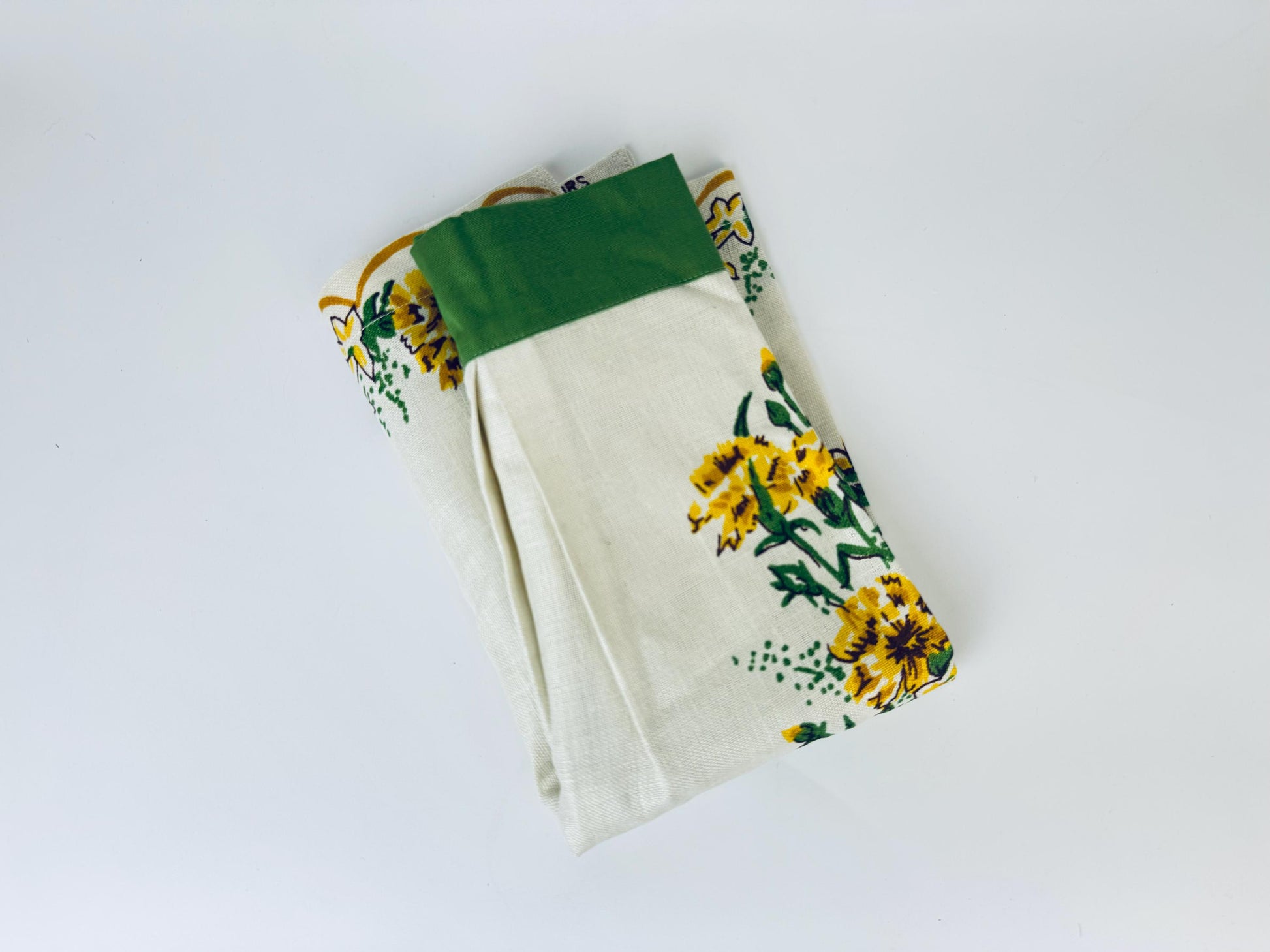 Product image for 'vintage hand printed yellow floral bouquet linen waist apron green strings all pure linen fast colours new old stock nos' (view 293b75)