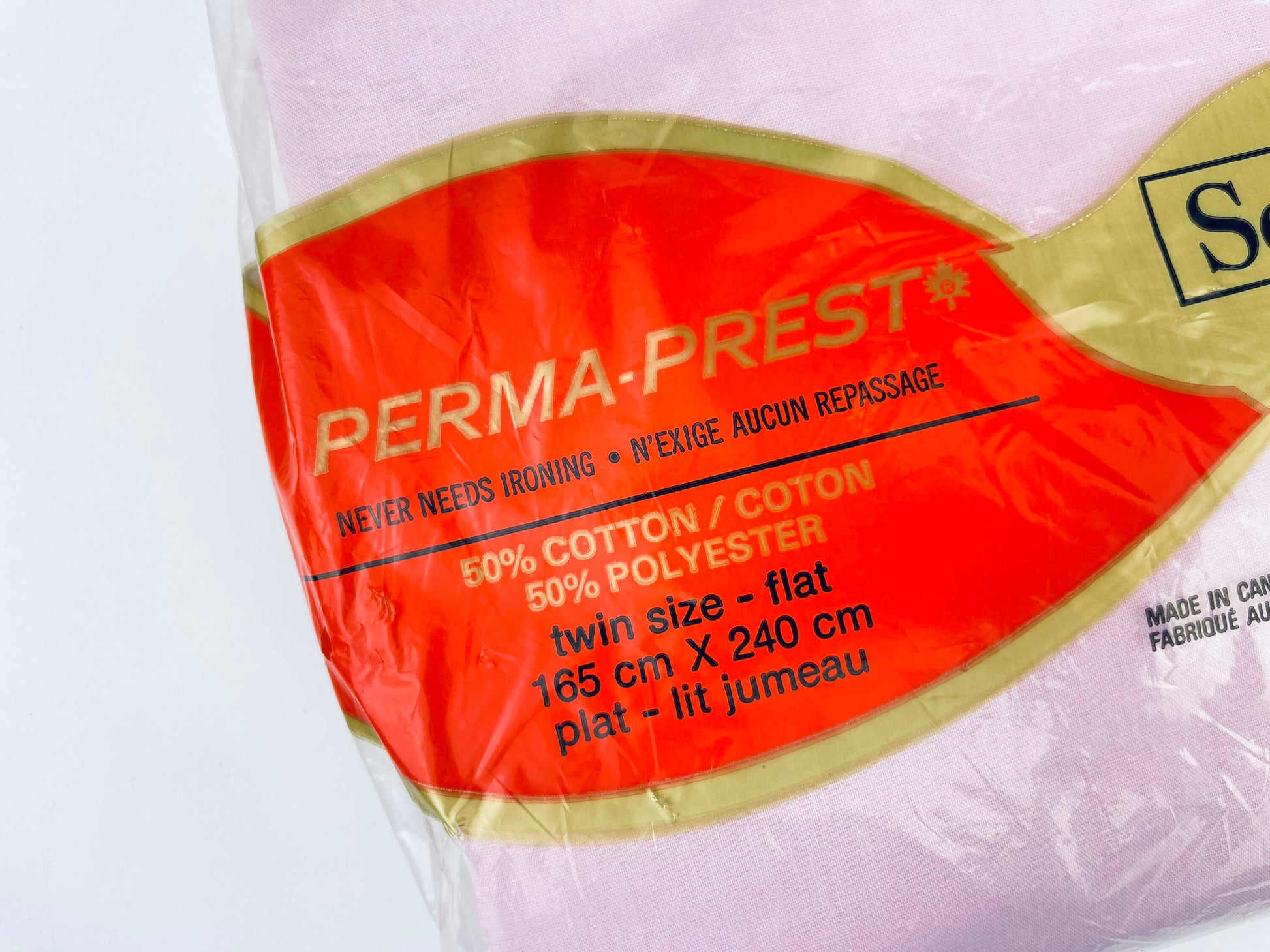 Product image for 'vintage sears perma prest pink twin flat sheet 50 50 cotton polyester blend new old stock nos made in canada' (view 142c18)