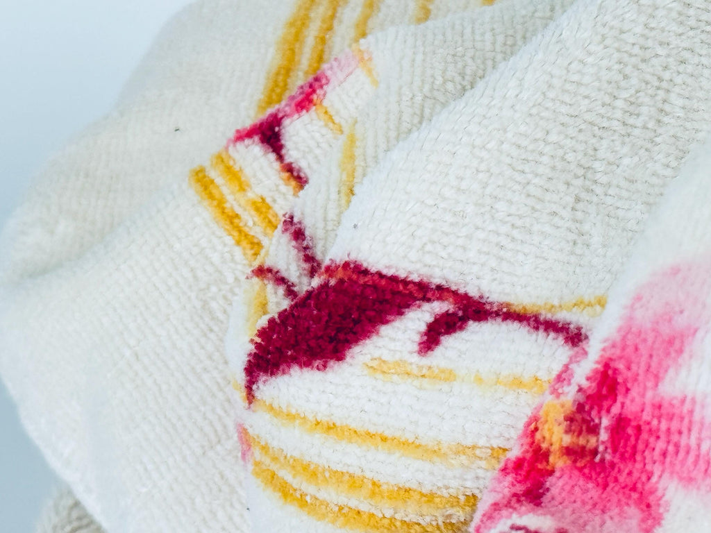 Product image for 'vintage sears pink gold floral fringe bath towel made in canada cotton polyester blend' (view f20a3a)